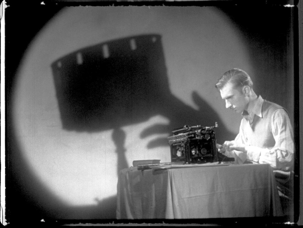Main Spanish work: A Life in Shadows