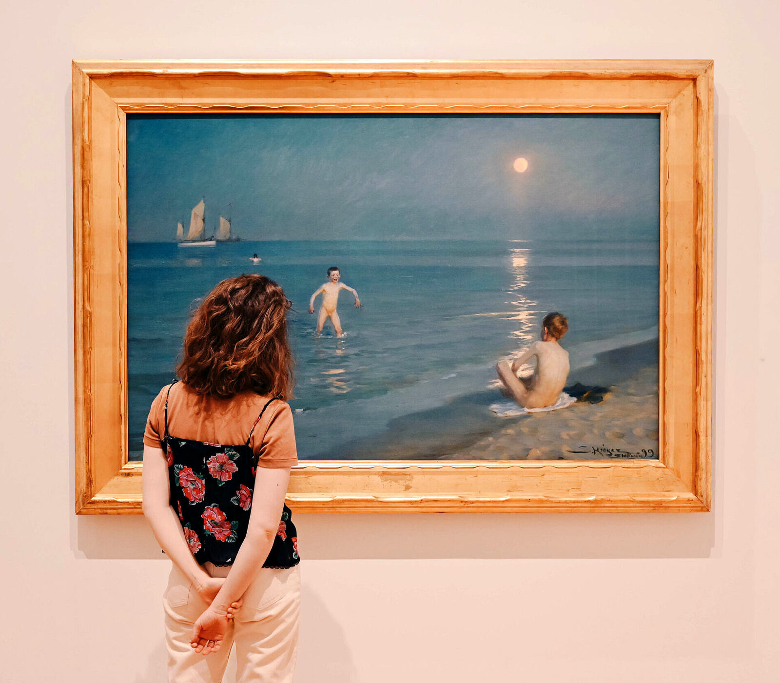 Guided tour: On the trail of the color blue