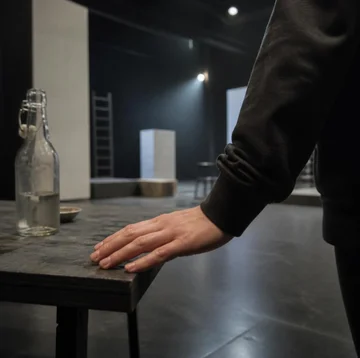 Sensory tour of the Contemporary Theatre